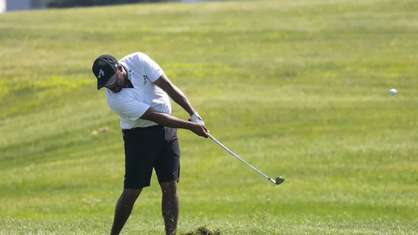 Harold Varner III of 4Aces GC hits his shot on the 10th hole during the first round of LIV Golf Chicago at Bolingbrook Golf Club on Friday, August 08, 2025 in Bolingbrook, Illinois. (Photo by LIV Golf)