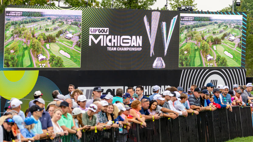 A general view of the gallery seen around the jumbotron on the first hole before the start of the semifinals of LIV Golf Team Championship Michigan at The Cardinal at Saint John’s on Saturday, August 23, 2025 in Plymouth, MIchigan. (Photo by Scott Taetsch/LIV Golf)