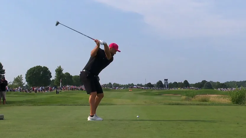 Watch: Rahm with a power start to Day 3 in Chicago
