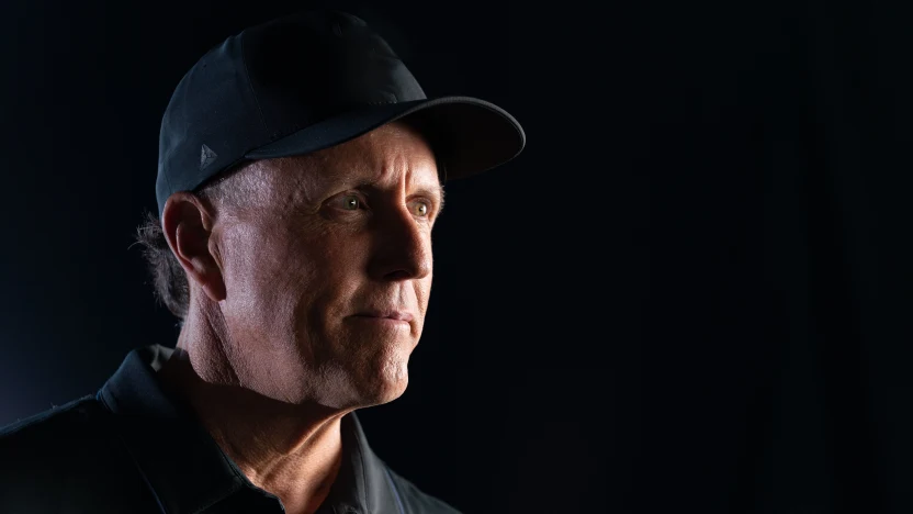 Phil Mickelson HyFlyers GC captain