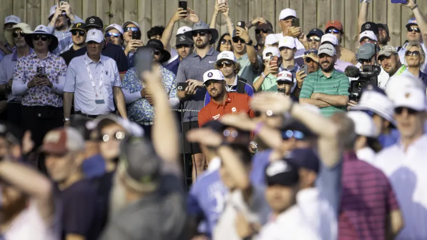 DeChambeau looks to rebound in Rd. 2 at U.S. Open