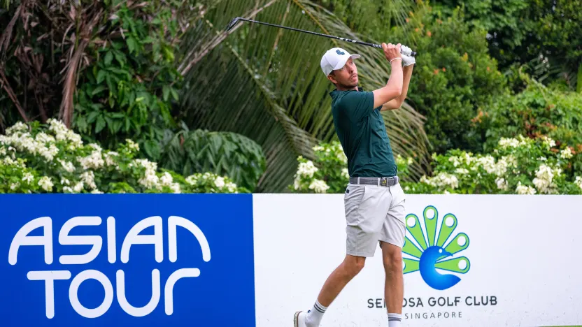 Hellgren talks LIV Golf spotlight after strong Rd. 2 at Singapore Open