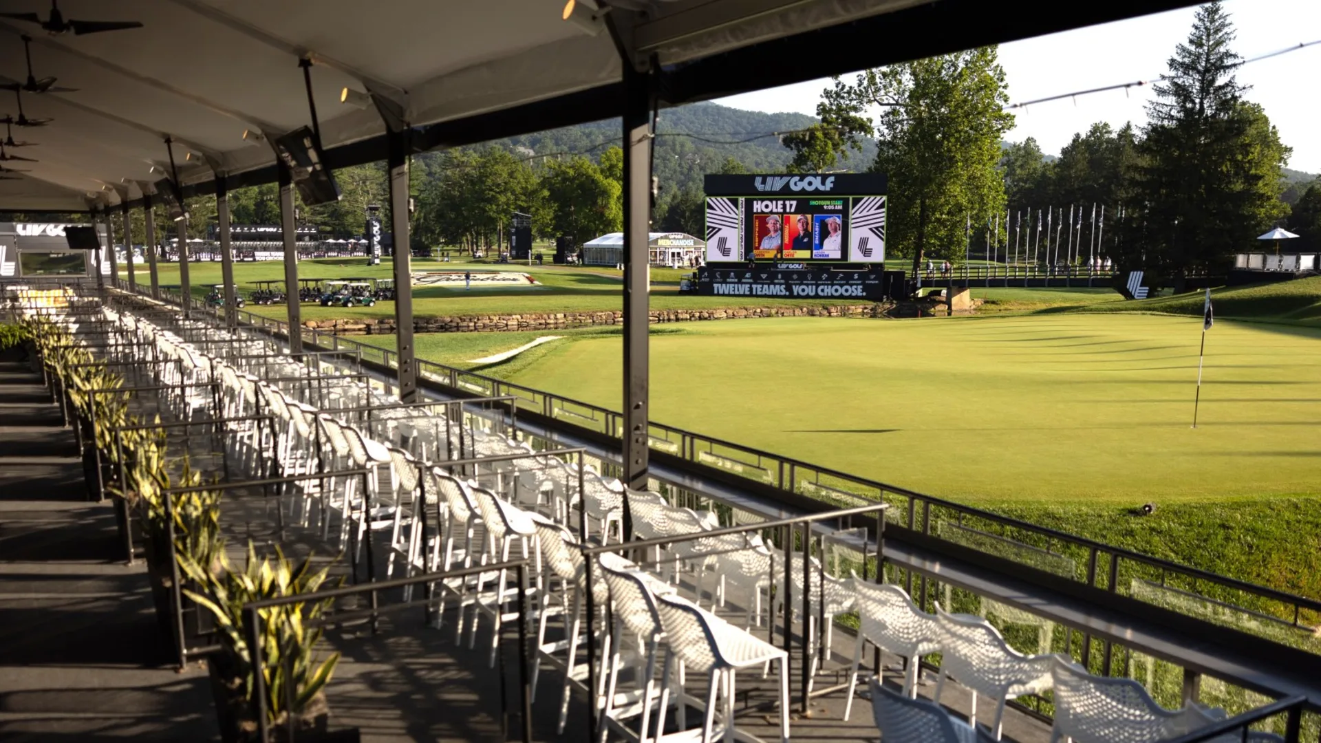 image: Greenbrier Loge Box